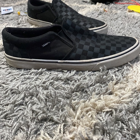 Vans - Picture 2 of 8